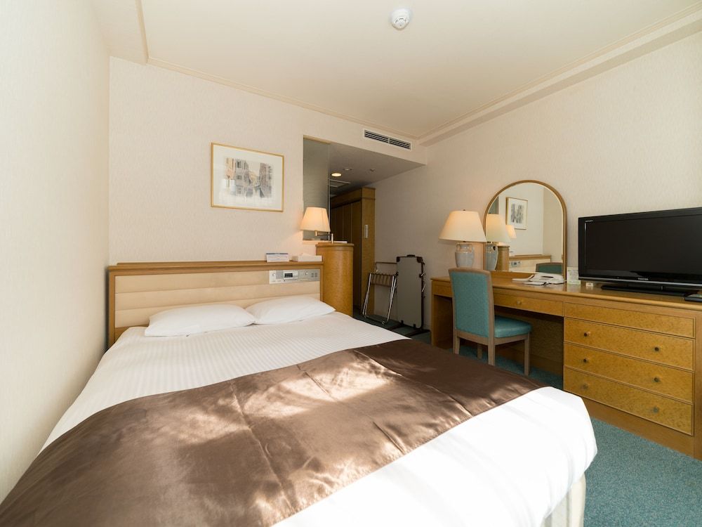 undefined Tokyo Grand Hotel 7