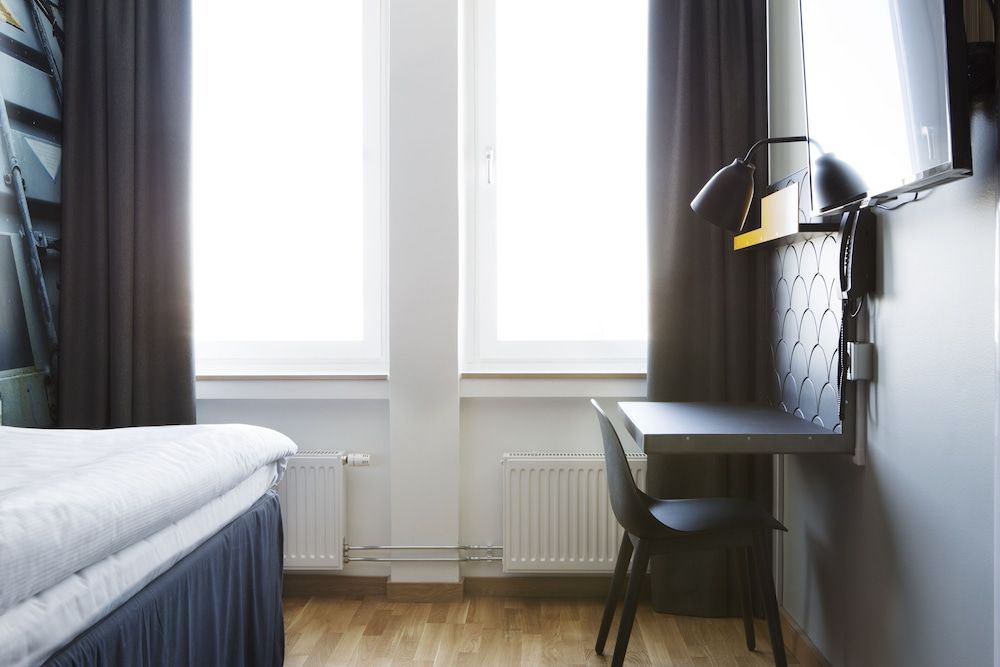 Single Room (Compact)