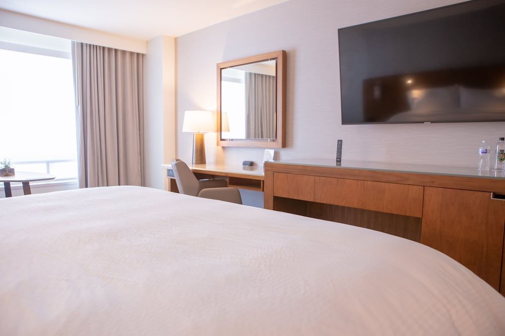 undefined The Westin Austin at The Domain 8