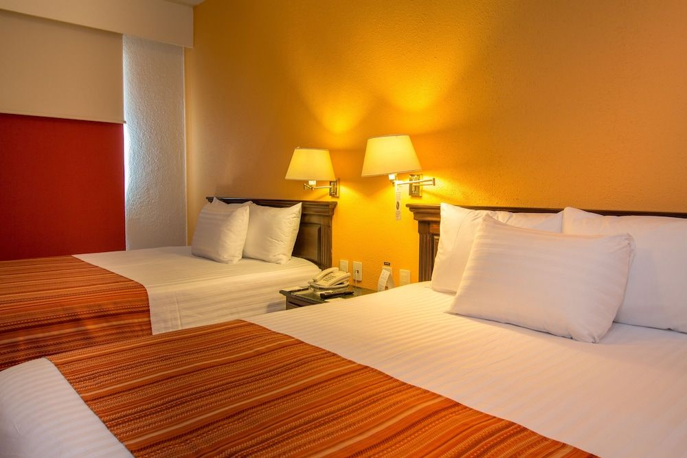 HG Hotel Standard Double Room 9