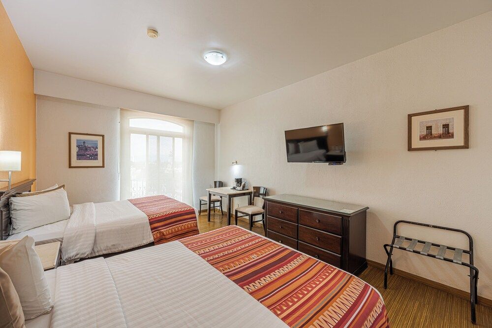 HG Hotel Standard Double Room 8