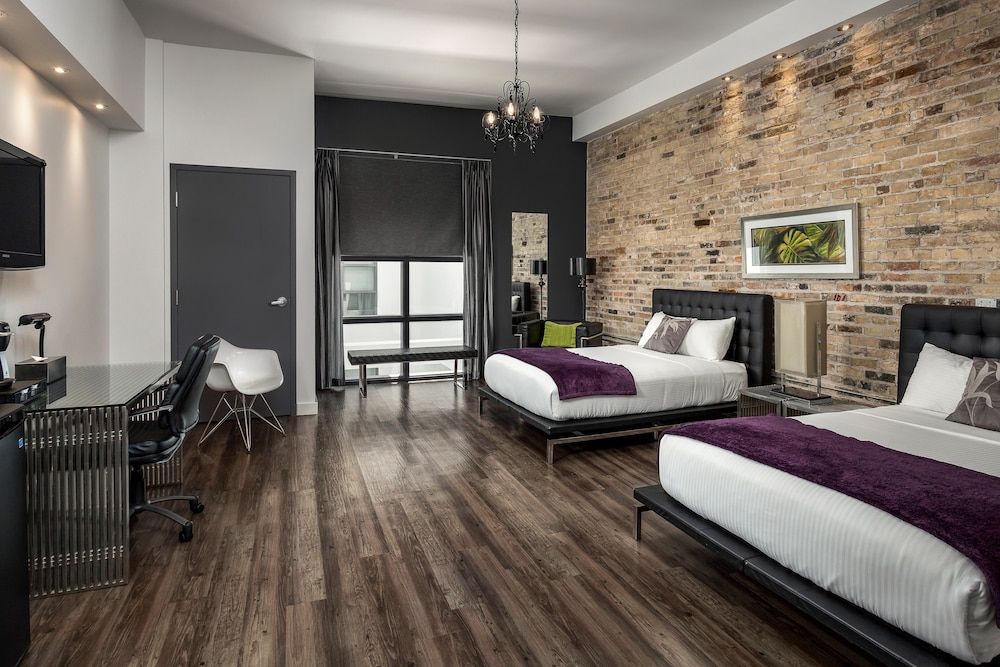 undefined Hotel Metro 2