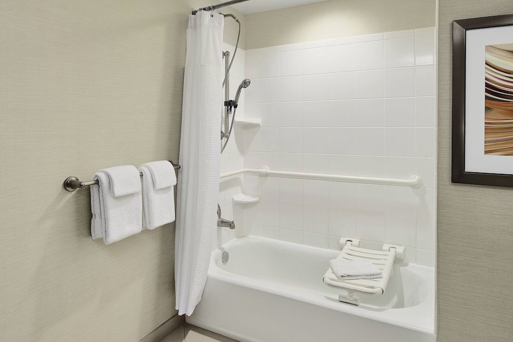 Room, 1 King Bed with Sofa bed, Non Smoking (Hearing Accessible)