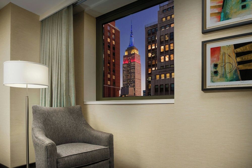Courtyard by Marriott New York Manhattan/Times Square Room, 1 King Bed 24