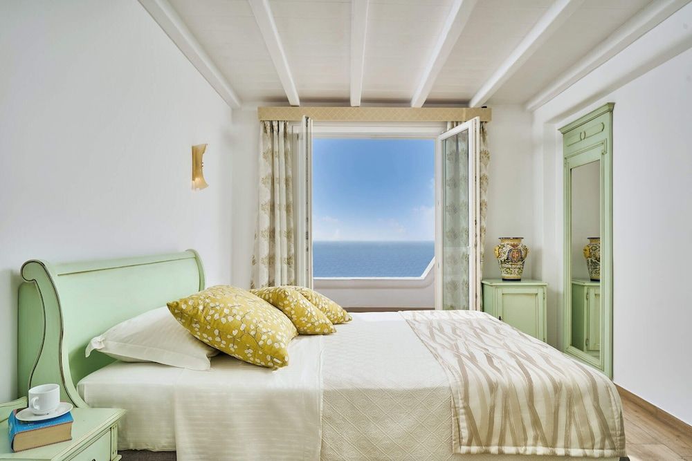 undefined Arte & Mare Elia Luxury Suites & Idolio Vllas 7