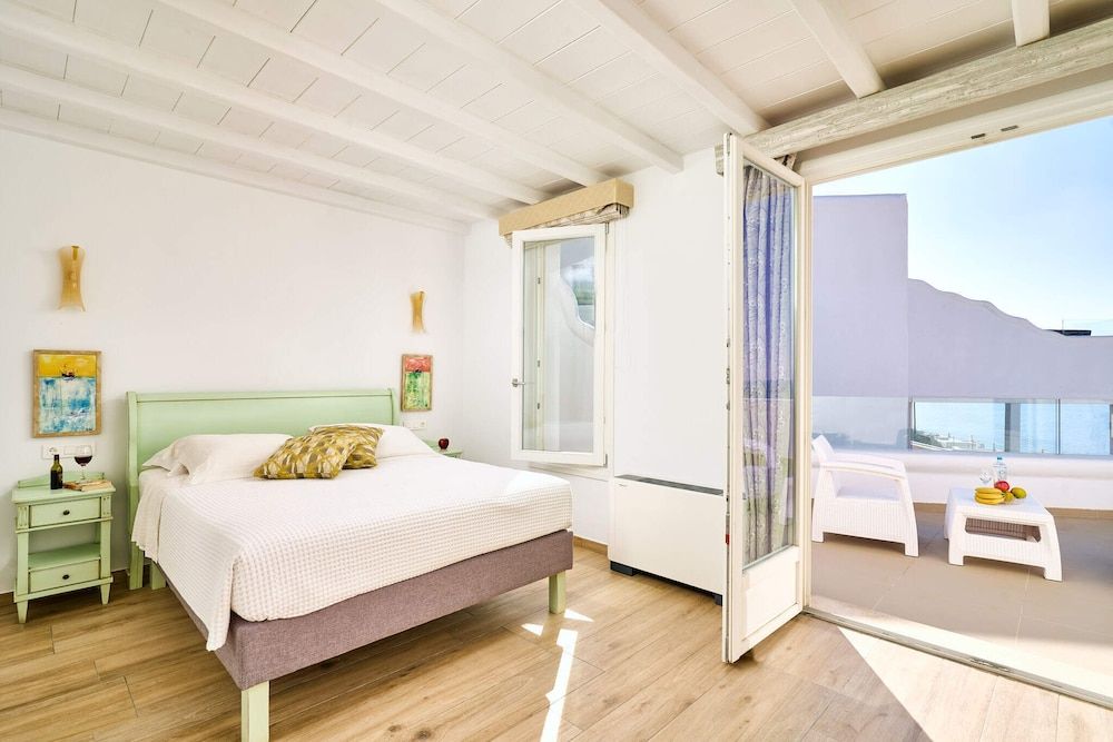 undefined Arte & Mare Elia Luxury Suites & Idolio Vllas 6