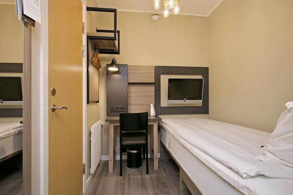 First Hotel Brommaplan Kabinrum/ Cabin room