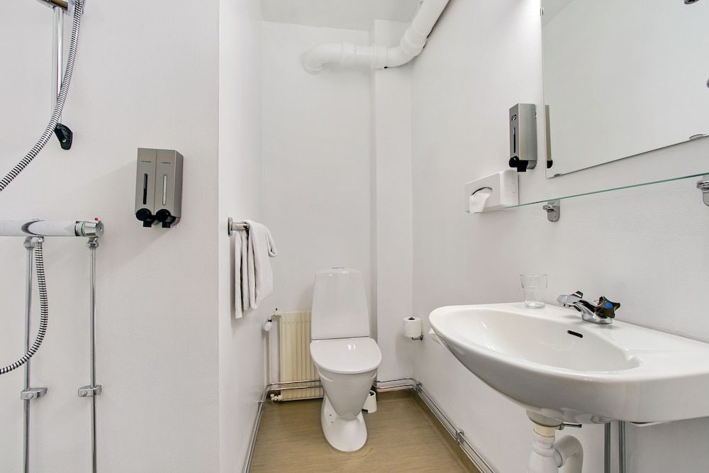 First Hotel Brommaplan Kabinrum/ Cabin room 3