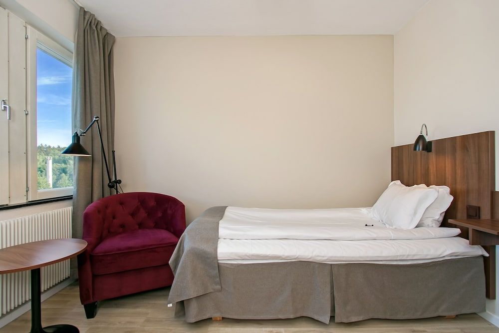 First Hotel Brommaplan Standard Single Room