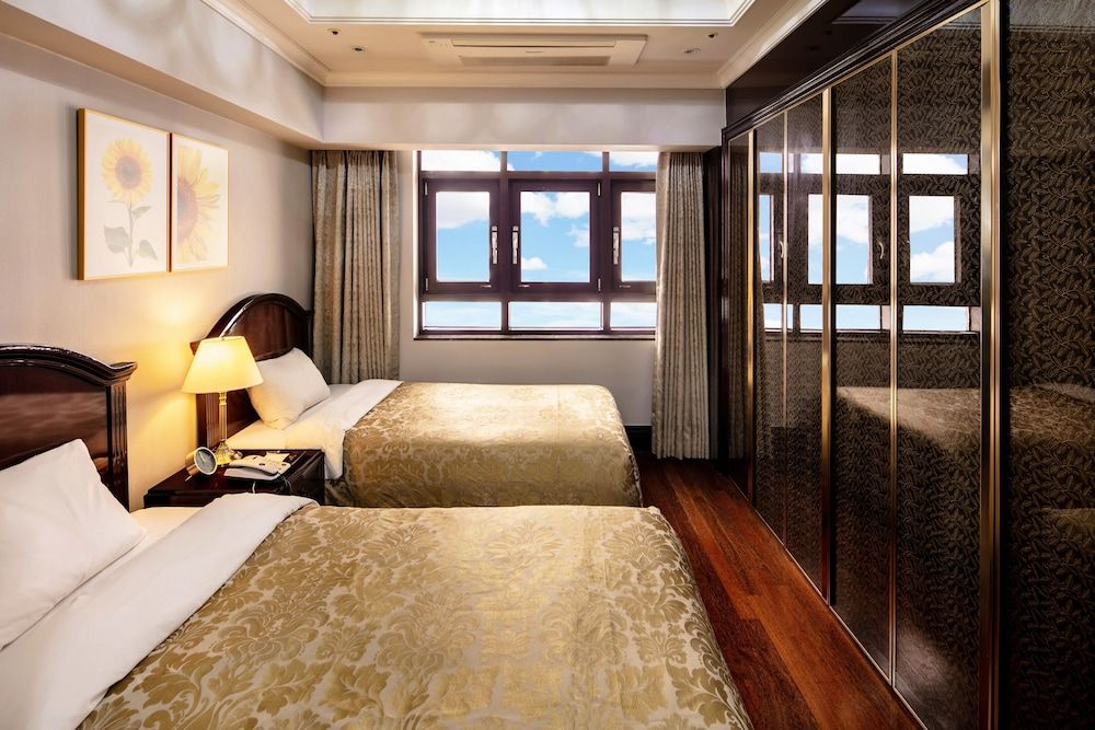 Gangnam Artnouveau City Crystal Twin Room 2
