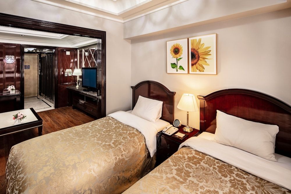 Gangnam Artnouveau City Crystal Twin Room 3