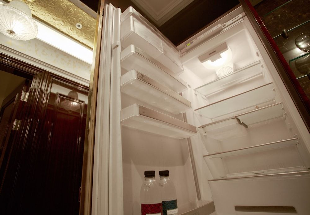 Gangnam Artnouveau City Crystal Twin Room 6