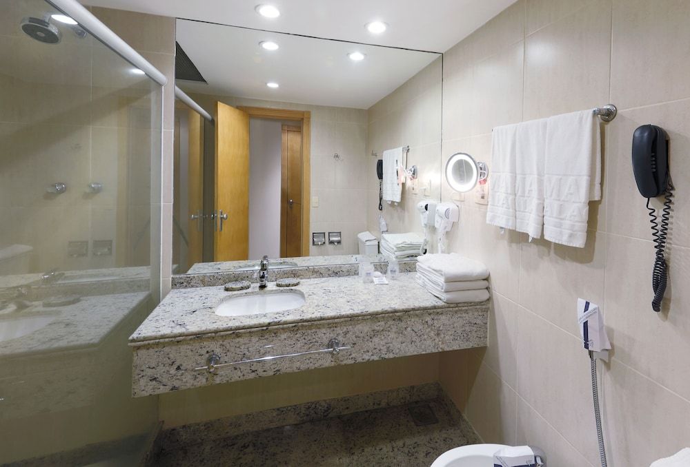 Mar Palace Copacabana Standard Twin Room 4