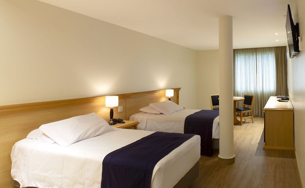 Mar Palace Copacabana Standard Twin Room 2