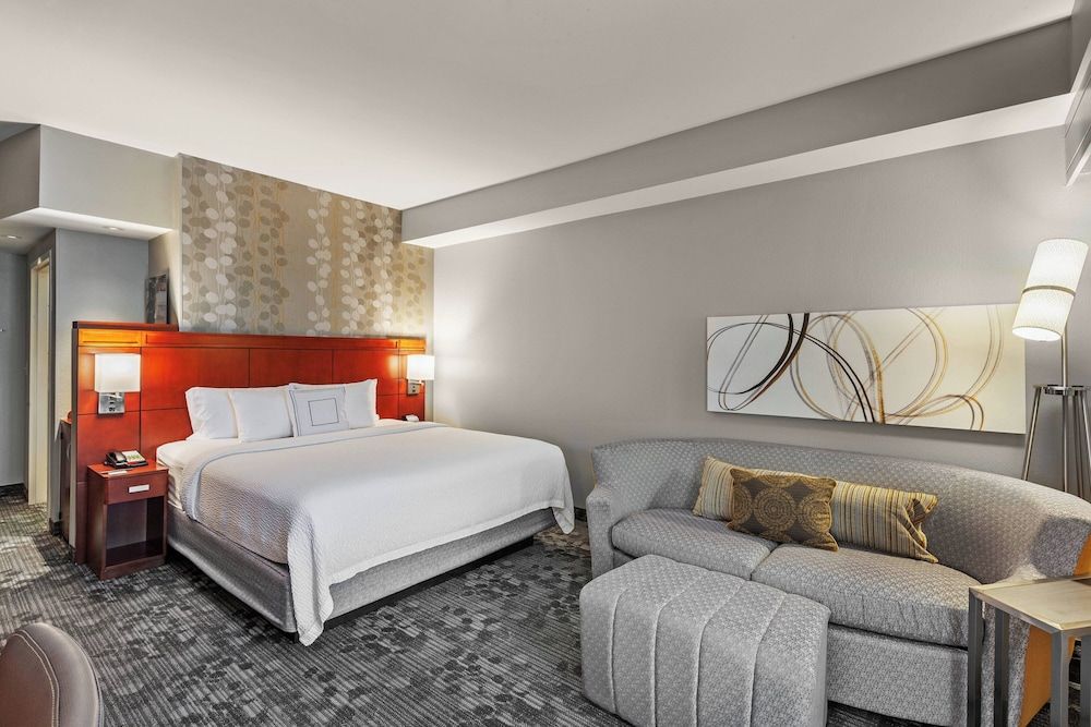 Room, 1 King Bed with Sofa bed, Non Smoking