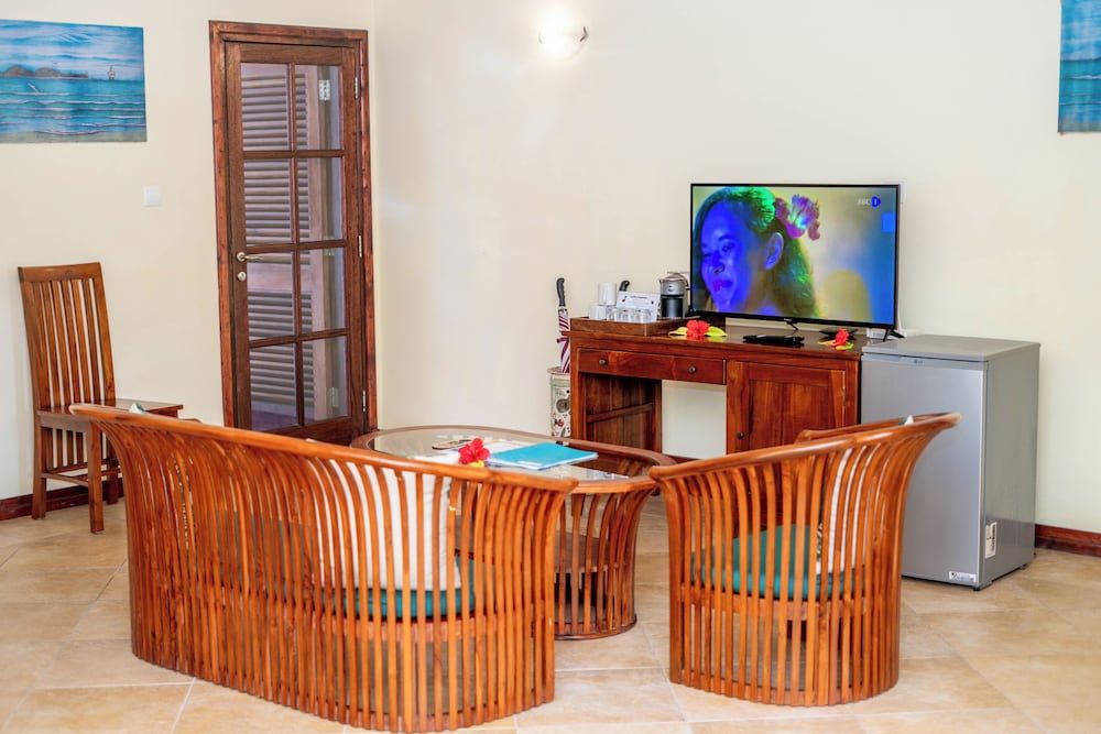 Castello Beach Hotel Junior Suite 19