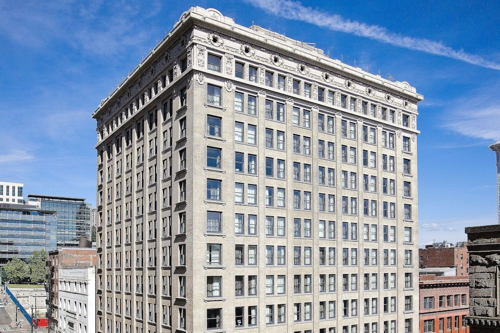 undefined Courtyard Seattle Downtown Pioneer Square 2