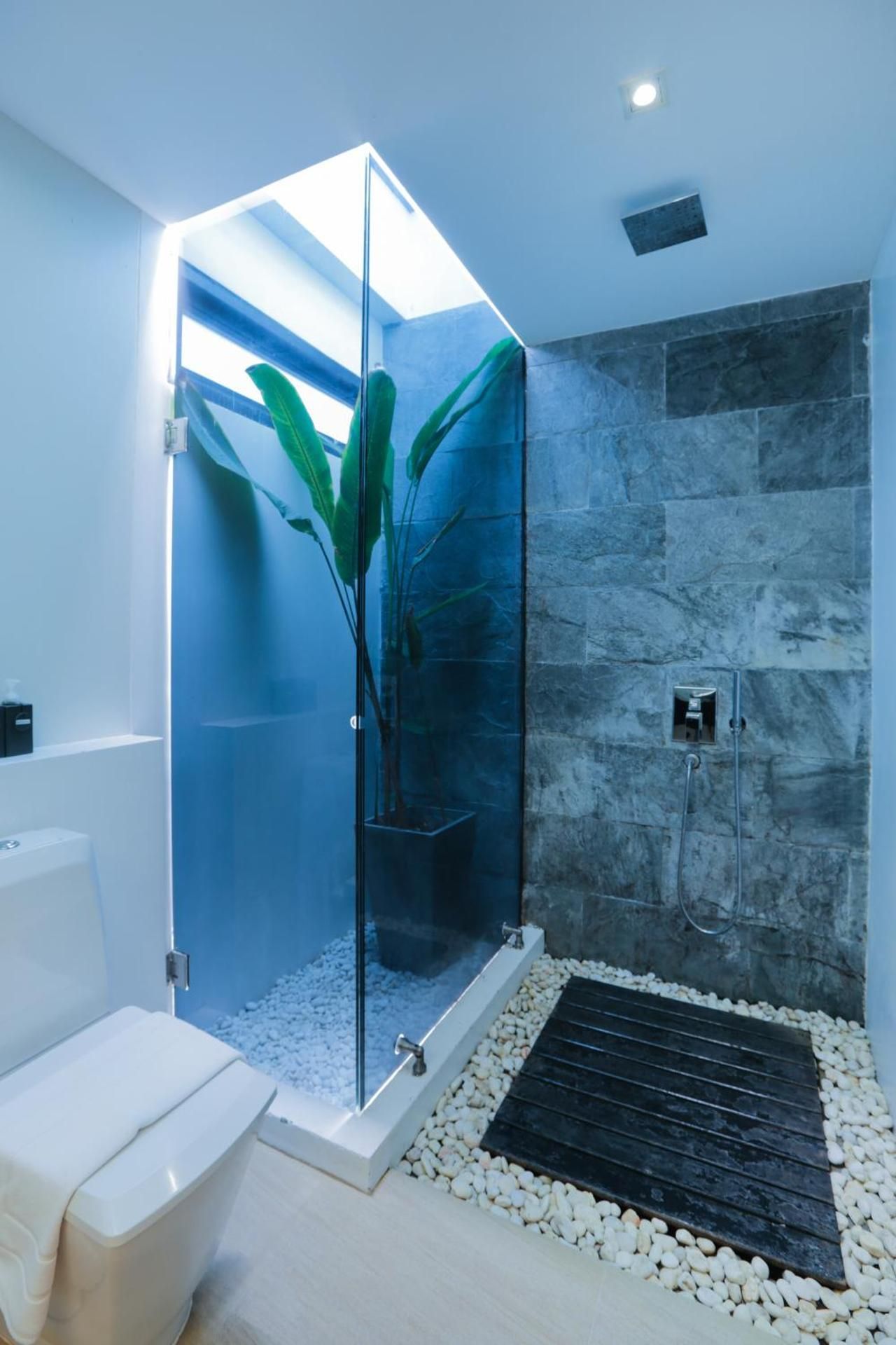 Aava Resort & Spa Deluxe Bungalow 2