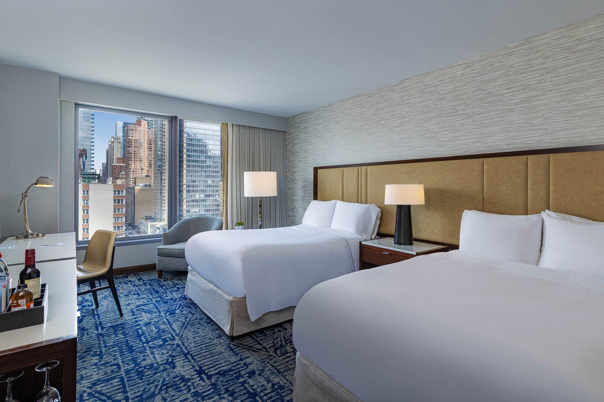 2 Double Premium Midtown View