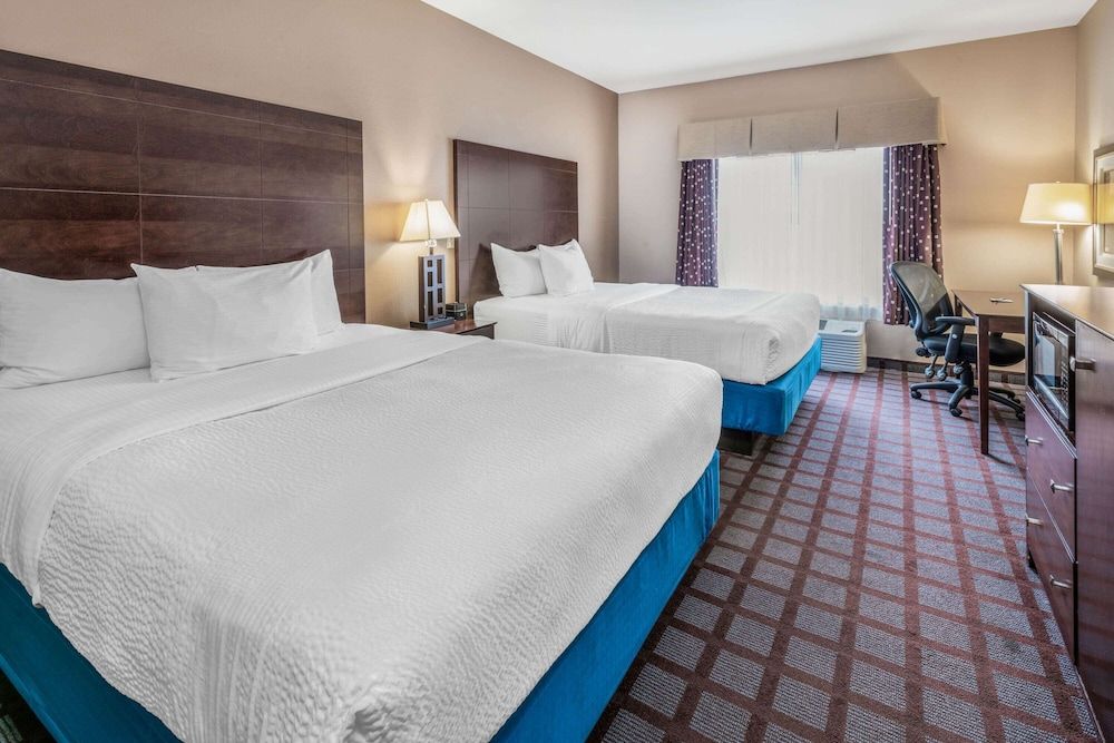 Room, 2 Queen Beds, Accessible, Non Smoking (Mobility Accessible)