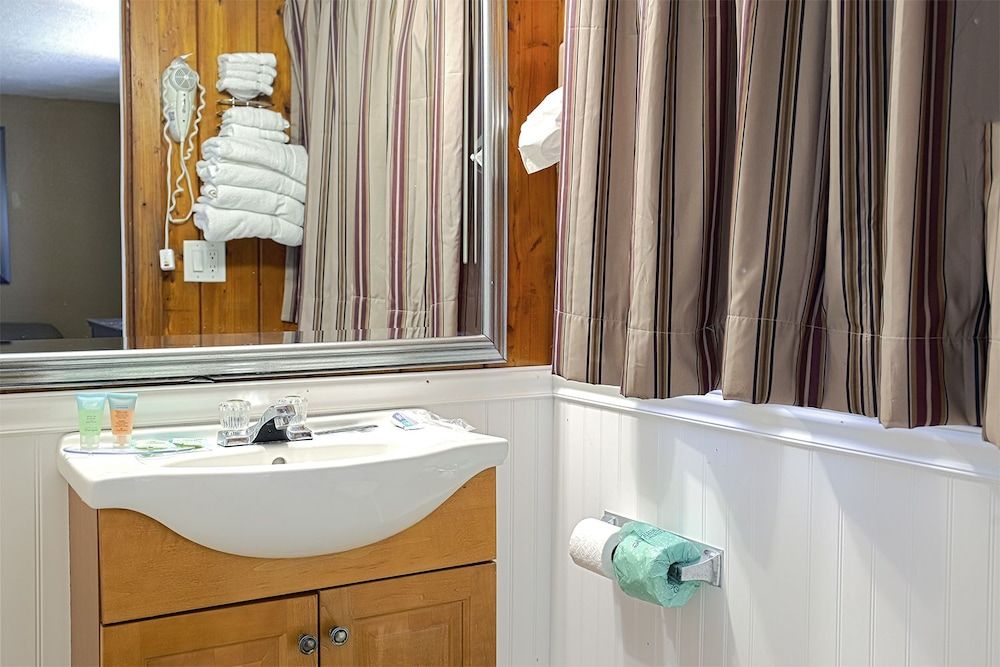 Seahorse Inn and Cottages Family Cottage, 2 Double Beds, Non Smoking, Kitchenette 2