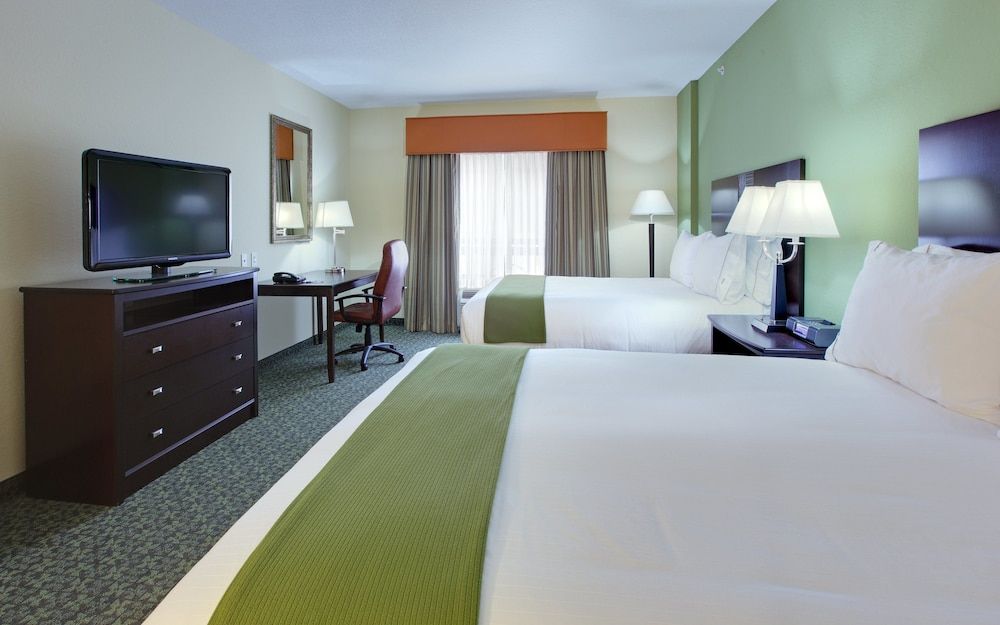 Suite, 2 Queen Beds