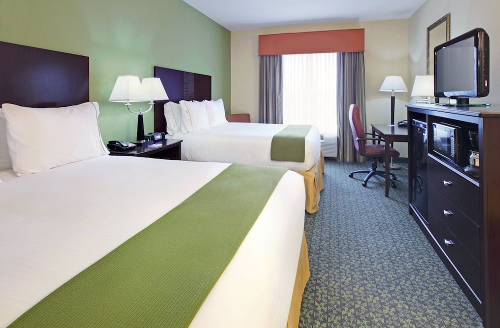 Standard Room, 2 Queen Beds, Accessible (Mobility, Accessible Tub)