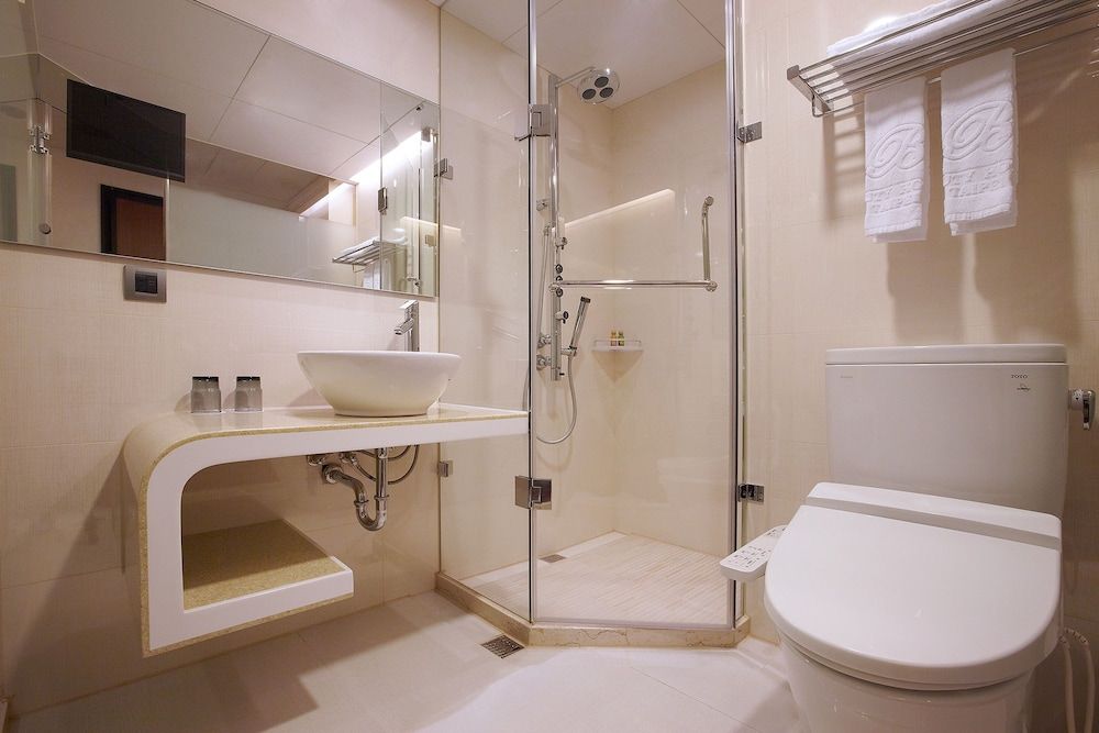 Beauty Hotels - Beautique Hotel Standard Room, No Windows 4