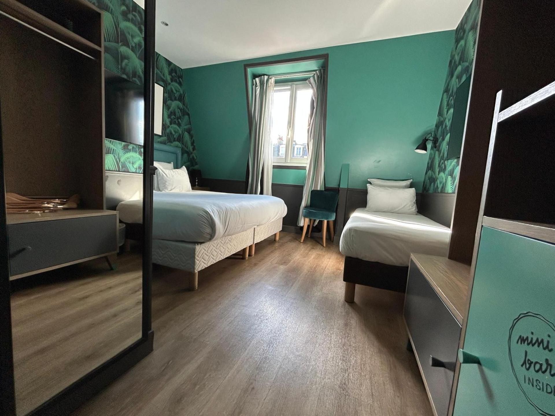 undefined La Parizienne 6