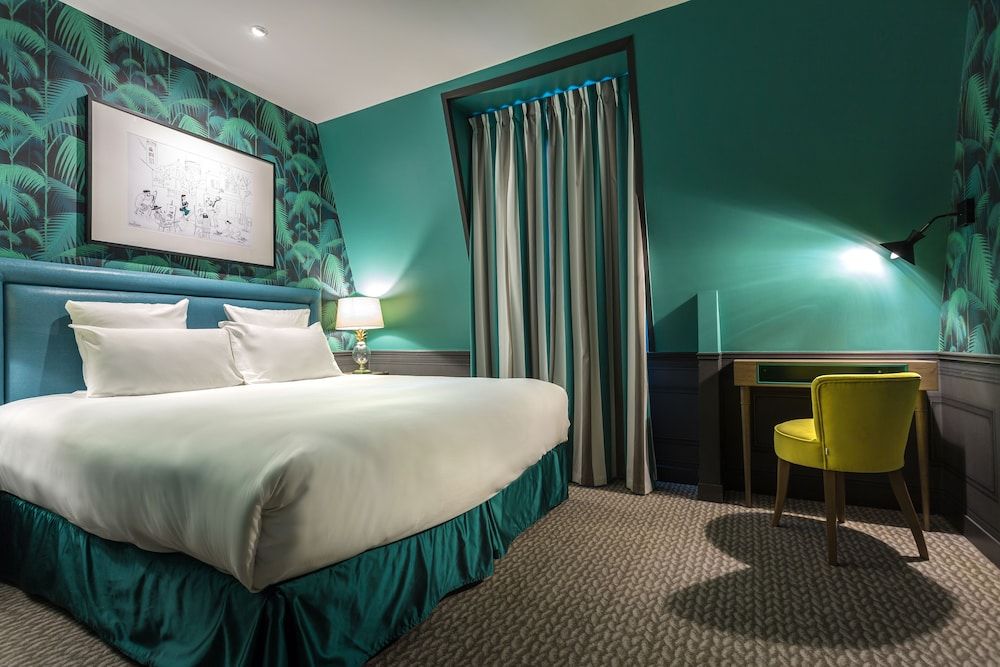 undefined La Parizienne 10