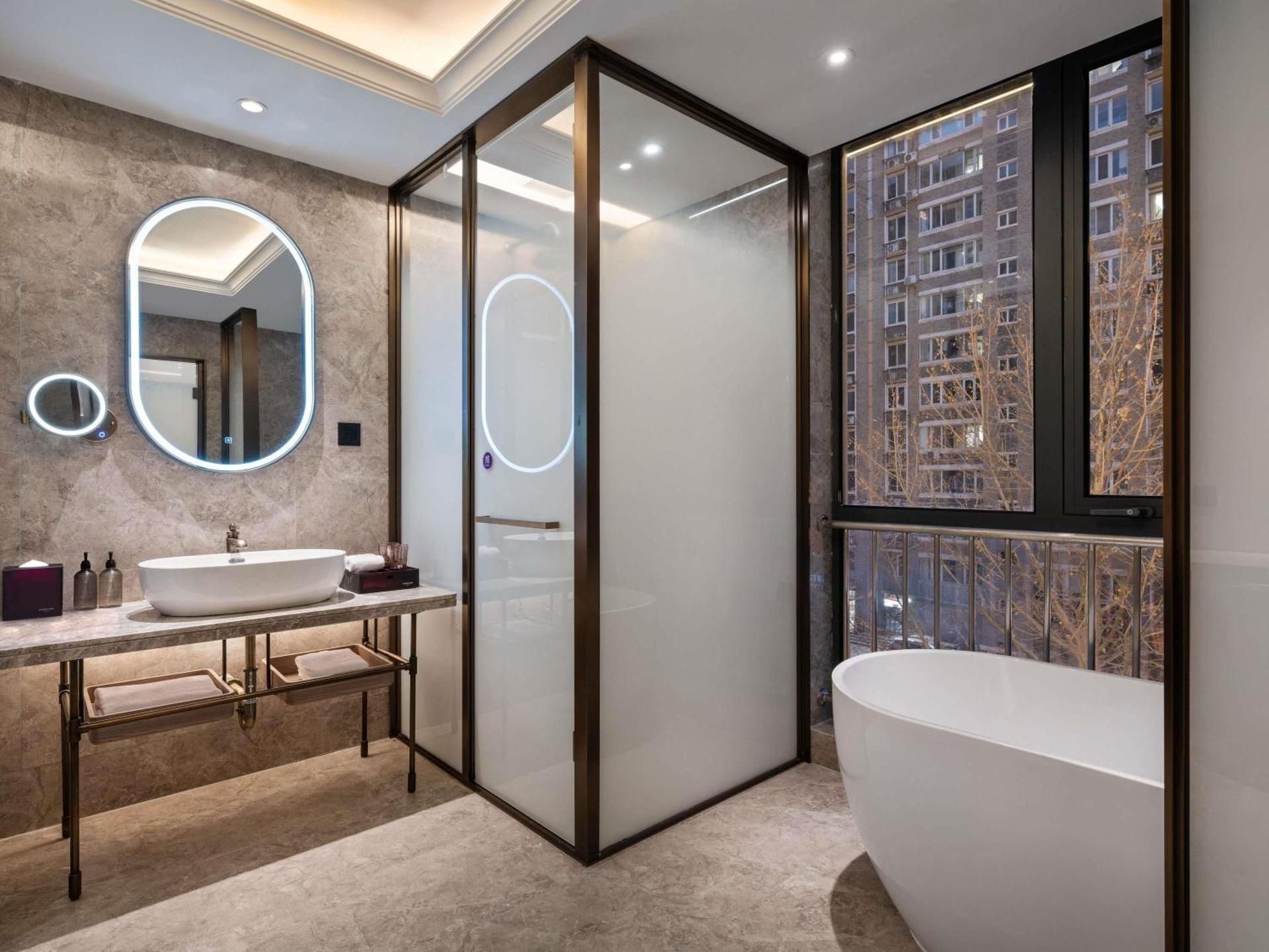 undefined Mercure Beijing Downtown Hotel 4