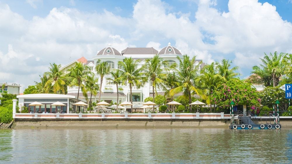 undefined Villa Song Saigon 8