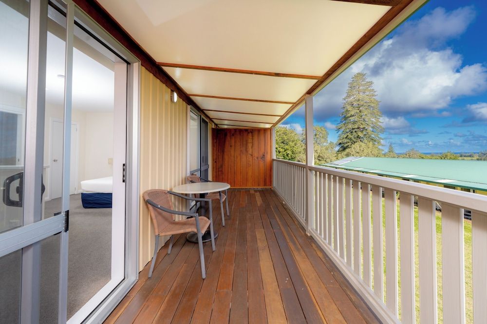 Eveleen Suites