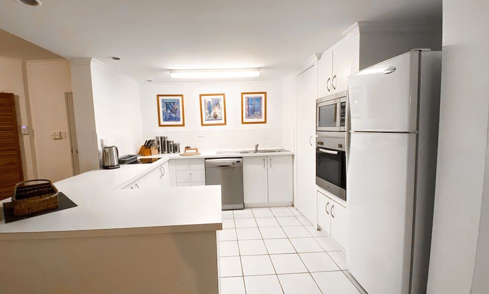 Beach Terraces- Port Douglas 2 Bed Budget 6