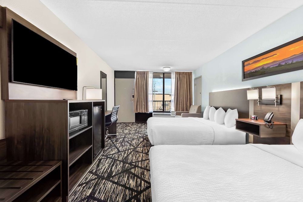 Room, 2 Queen Beds, Accessible, Non Smoking