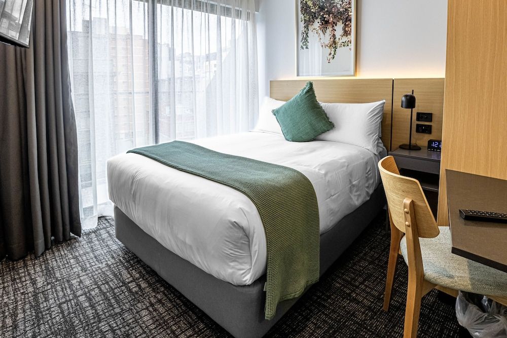 Song Hotel Sydney Micro Double Room