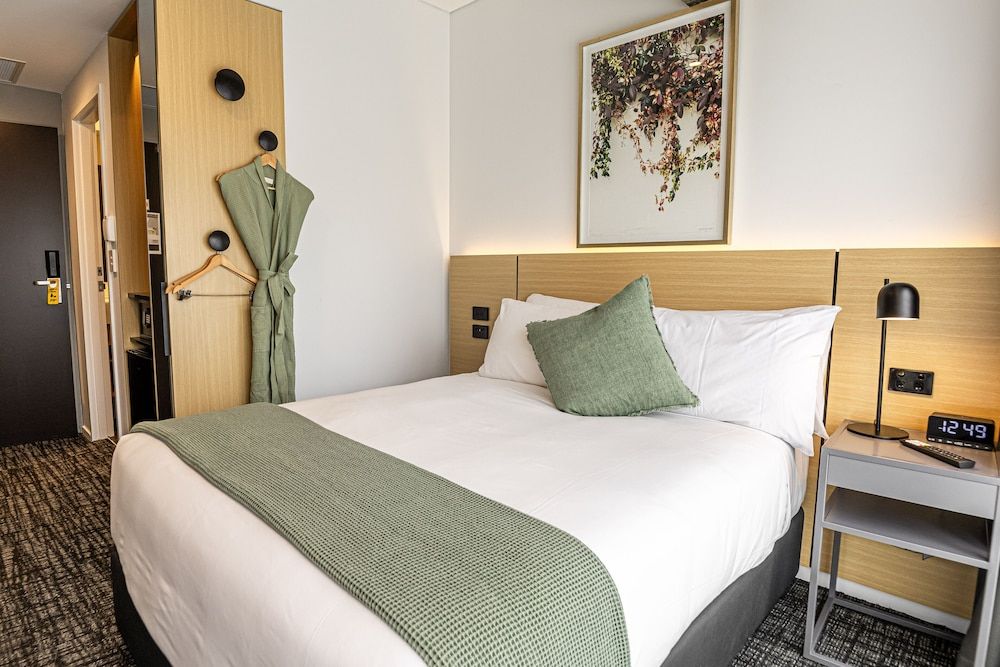 Song Hotel Sydney Micro Double Room 3