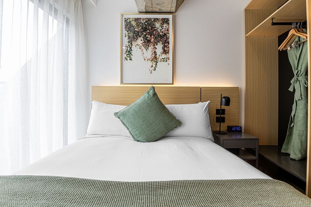 Song Hotel Sydney Micro Double Room 7