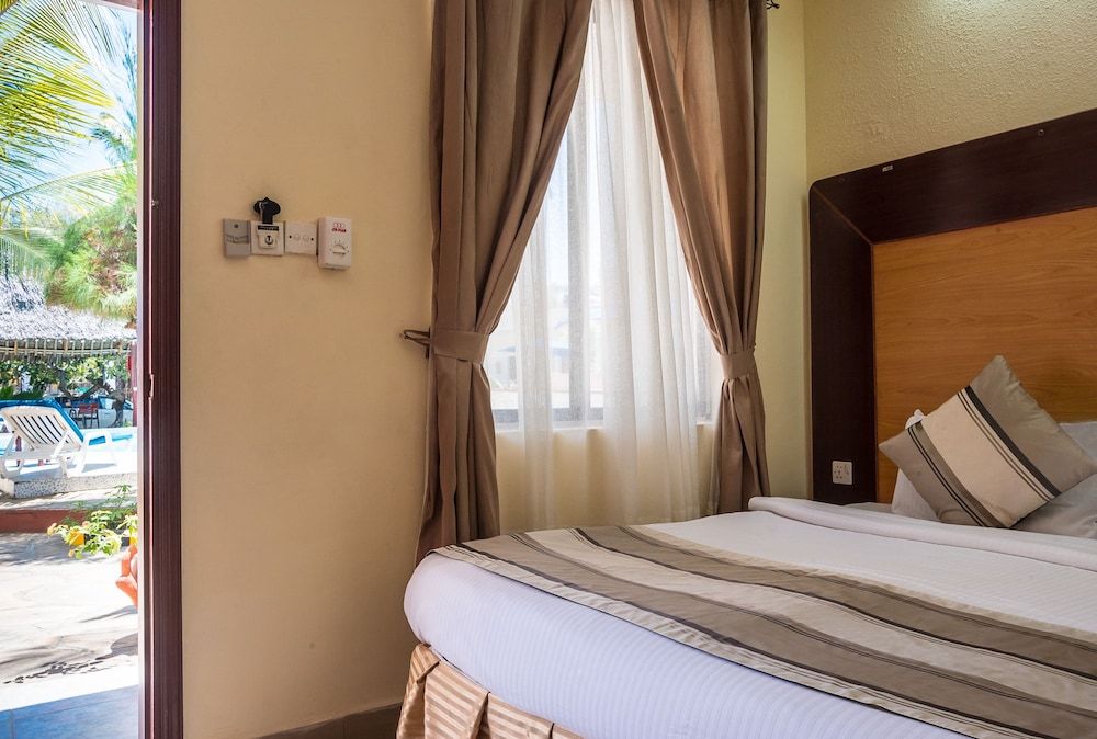 PrideInn Hotel Nyali Standard Double Room 8