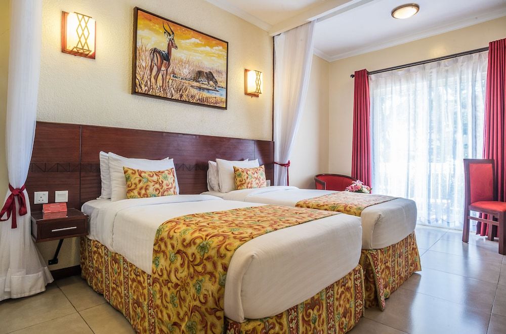 PrideInn Hotel Raphta Superior Double Room 5