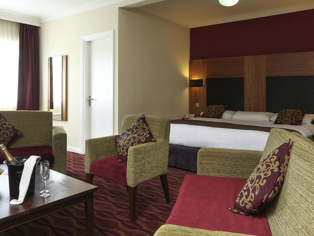 Superior Room, 1 King Bed