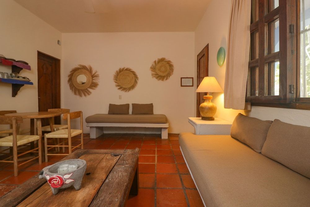 Bungalows Santa Cruz King Suite with Terrace 5