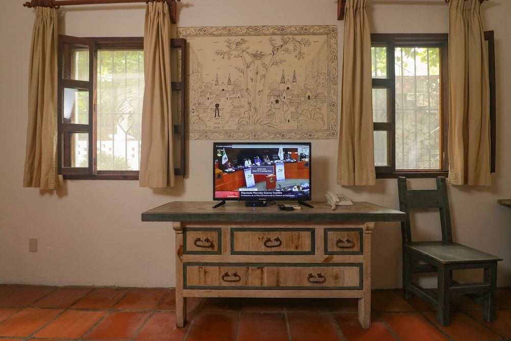 Bungalows Santa Cruz King Suite with Terrace 4