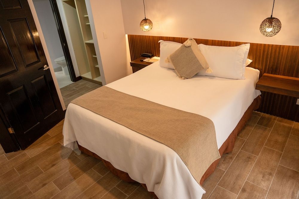 Hotel Villa Los Candiles Family Suite