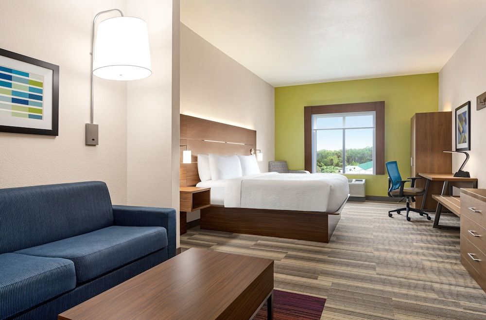 Suite, 1 King Bed (Additional Living Area)