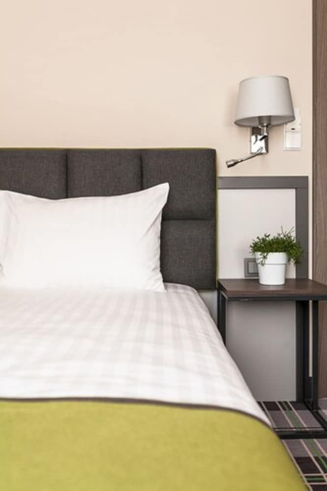 Hotel Impresja Basic Double or Twin Room 4