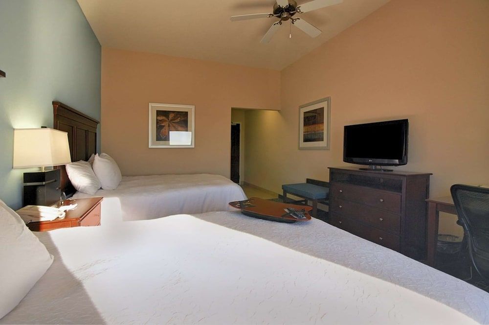 Room, 2 Queen Beds, Accessible, Non Smoking
