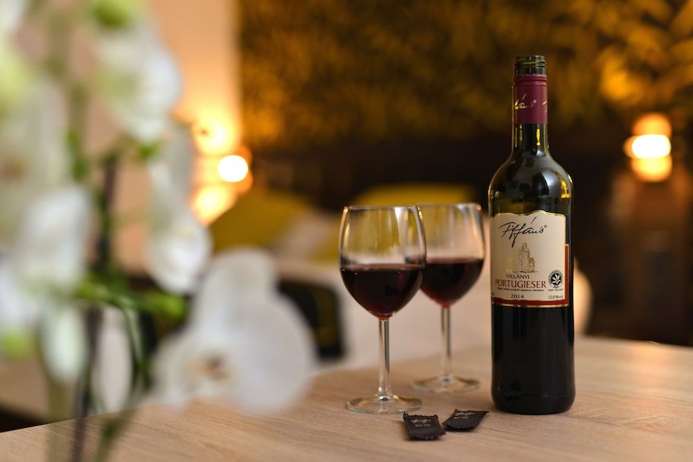 Opera Garden Hotel & Apartments Double Onsite Studio - New Opposite Building 3