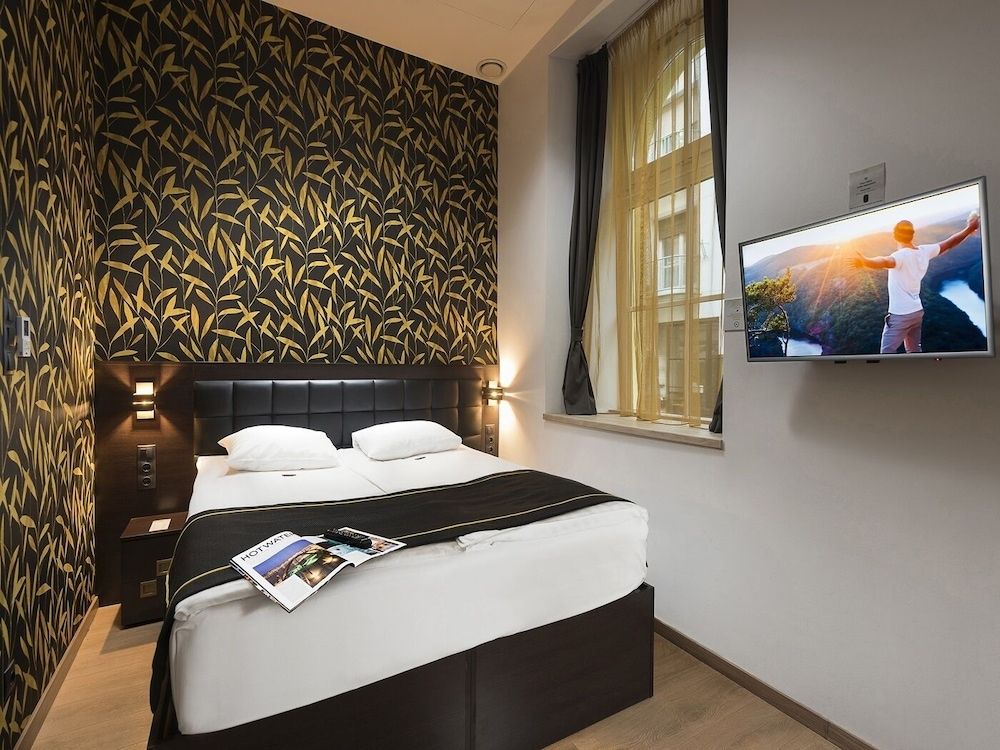 Opera Garden Hotel & Apartments Double Onsite Studio - New Opposite Building 7