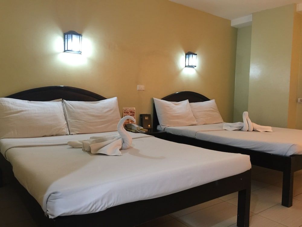 undefined Sampaguita Suites Plaza Garcia 10